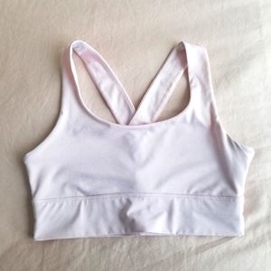 Gap Fit - Medium Impact Light Pink Sports Bra